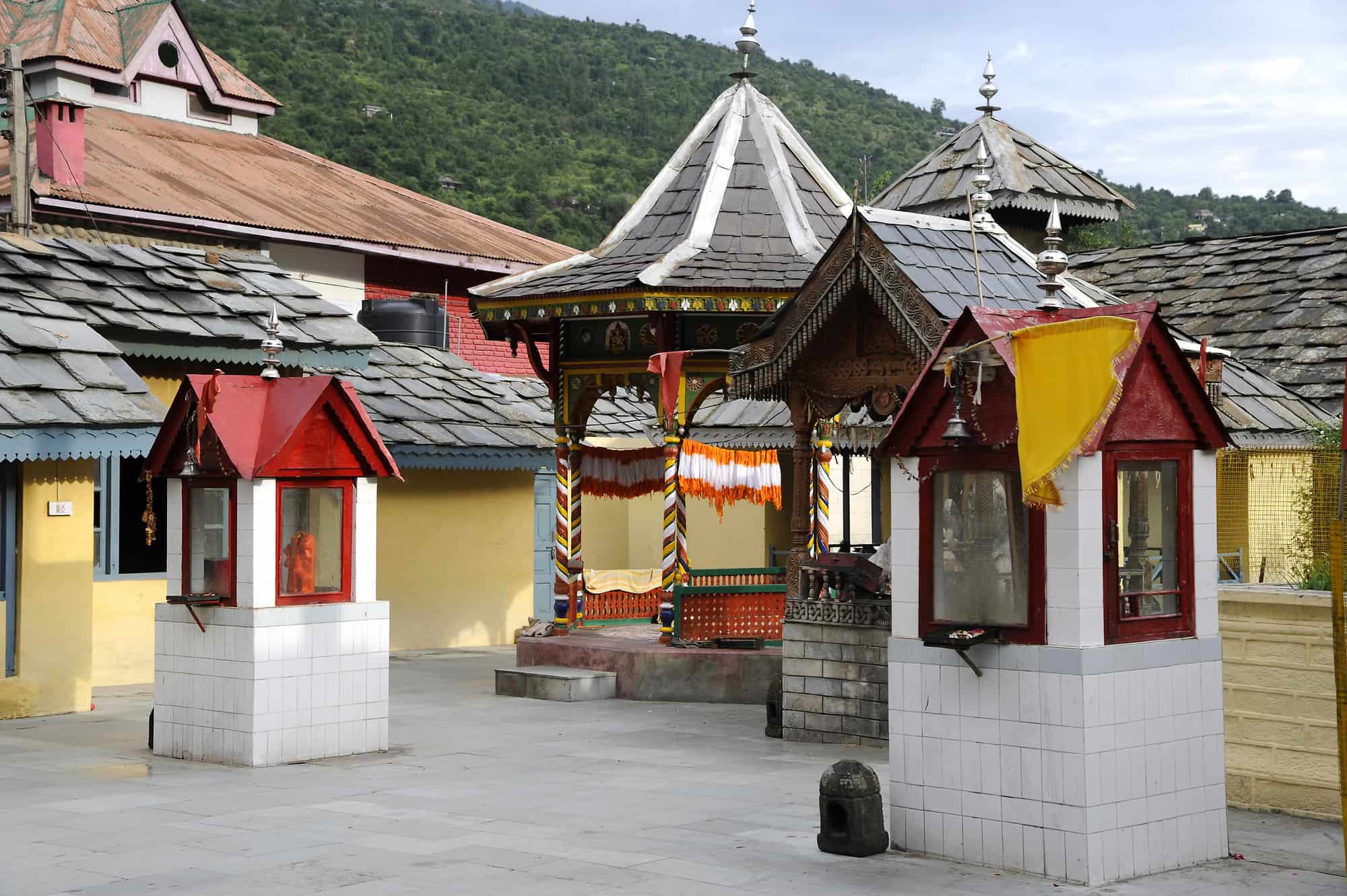 raghunath-temple-kullu