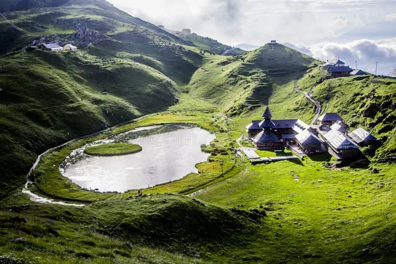 Prashar Lake