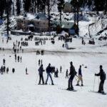 Kufri - A tiny hill station Skiing In Kufri