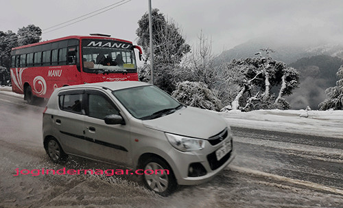 snowfall-at-chauharvalley