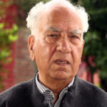 नेताओं द्वारा फैलाया जाने वाला भ्रष्टाचार है बेरोजगारी का कारण : शांता कुमार Shanta-Kumar