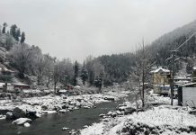 हिमाचल प्रदेश में तूफान-बारिश, ओलावृष्टि और बर्फबारी का अलर्ट ज़ारी