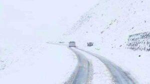 fresh-snowfall-at-kullu-manali