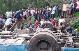 bus-accident-at-bhunter-kullu