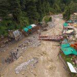डूब गया बंजार का सैंज बाजार, बाढ़ की भेंट चढ़े 30 घर और 40 दुकानें sainj-flood-damage