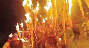 बूढ़ी दिवाली पर लोगों ने निभाई पुरानी परंपरा budhi-diwali