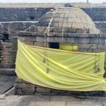 ऐतिहासिक शिव मंदिर बैजनाथ के परिसर में धंसा छोटा मंदिर baijnath-shiv-mandir
