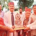 पाठशाला में पहुँचने पर प्रधानाचार्य डाक्टर सुनील ठाकुर का हुआ भव्य स्वागत dr-sunil-kumar