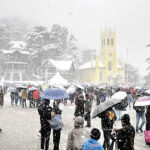 हिमाचल प्रदेश के पांच जिलों में भारी हिमपात fresh-snowfall-in-shimla