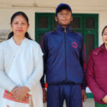टिकरू स्कूल का वरुण राज्यस्तरीय मेगा कैम्प के लिए चयनित varun-with-his-principal-and-teacers