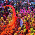 holi