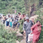गुम्मा के पास भूस्खलन के चलते पांच घंटे बंद रहा एनएच 4md13-23