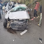 छतर गाँव के पास नैनो कार दुर्घटनाग्रस्त chhatar-nano-car-accident