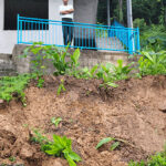 भूस्खलन से जगैहड़ा गाँव के प्रताप सिंह के घर को पैदा हुआ खतरा landslide