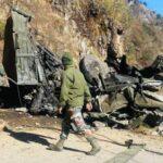 army-soldiers-road-accident