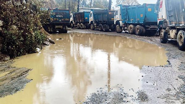 Nhai Road Closures Bad Weather Himachal