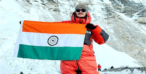 शिलाई के वीर सपूत रविंद्र राणा ने फतह किया माऊंट एवरेस्ट
