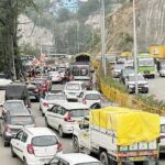 पर्यटकों से पैक हुए हिमाचल के पर्यटन स्थल tourists-in-himachal