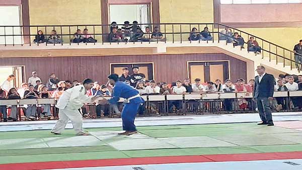 48 किलोग्राम भार वर्ग में कुल्लू की कृतिका प्रथम