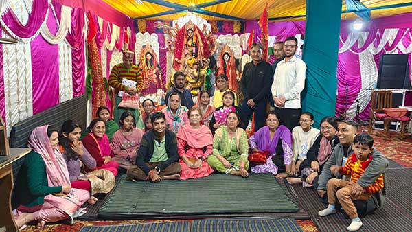 जोगिन्दरनगर क्षेत्र में नवरात्रों के उपलक्ष में किया जा रहा माँ की महिमा का गुणगान
